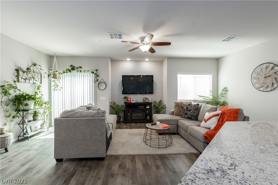 4705 Ridgeley Avenue, Unit 103 North Las Vegas, NV 89084 - Photo 12 of 41