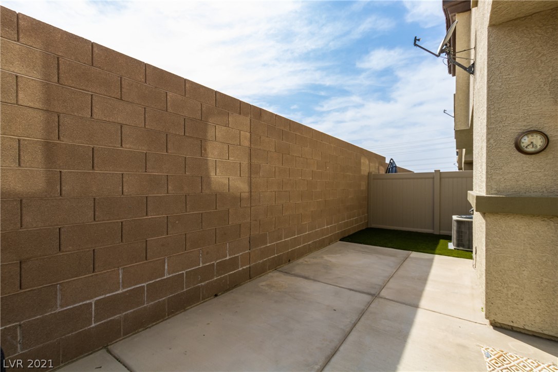 4705 Ridgeley Avenue, Unit 103 North Las Vegas, NV 89084 - Photo 31 of 41
