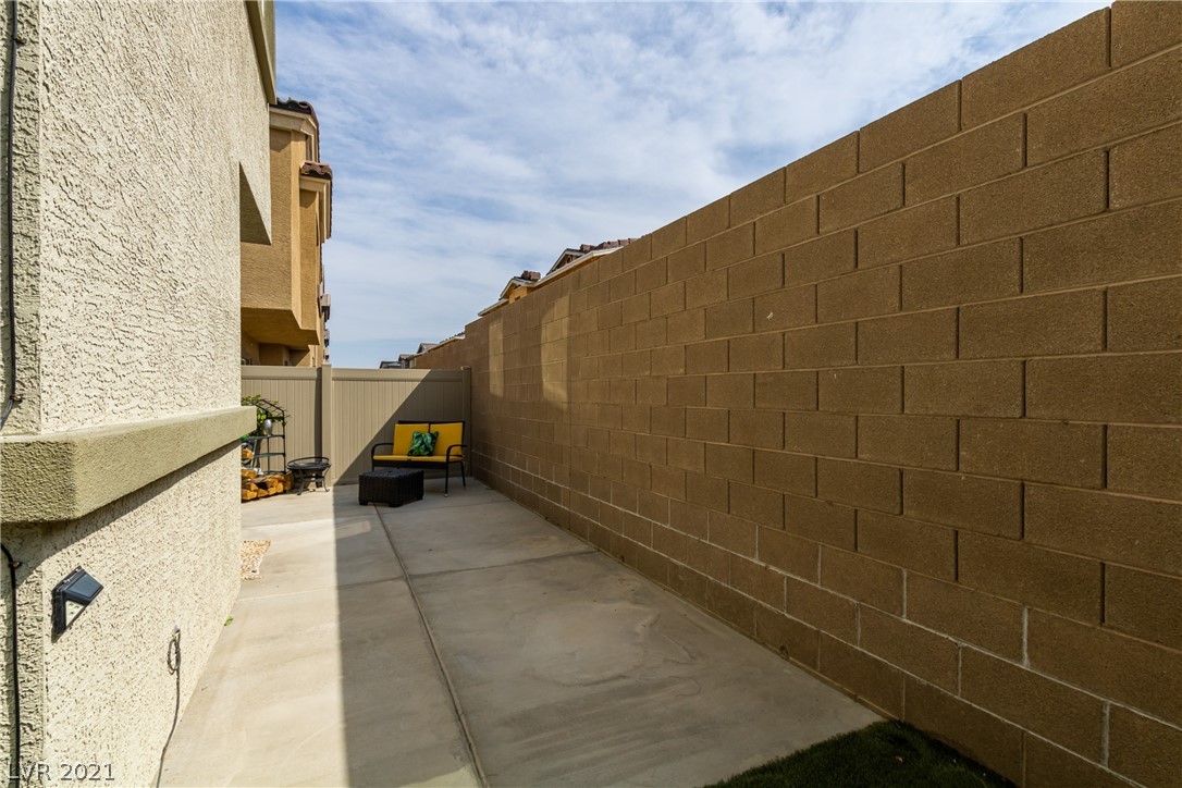 4705 Ridgeley Avenue, Unit 103 North Las Vegas, NV 89084 - Photo 34 of 41