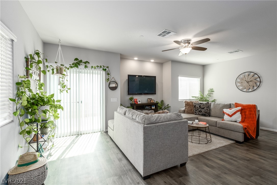 4705 Ridgeley Avenue, Unit 103 North Las Vegas, NV 89084 - Photo 10 of 41