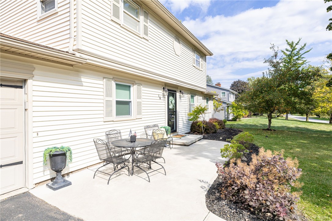 16 Pebble Hill Road Perinton, NY 14450 - Photo 2 of 45