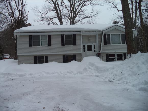 71 Stage Road Nottingham, NH 03290 - Photo 1 of 4