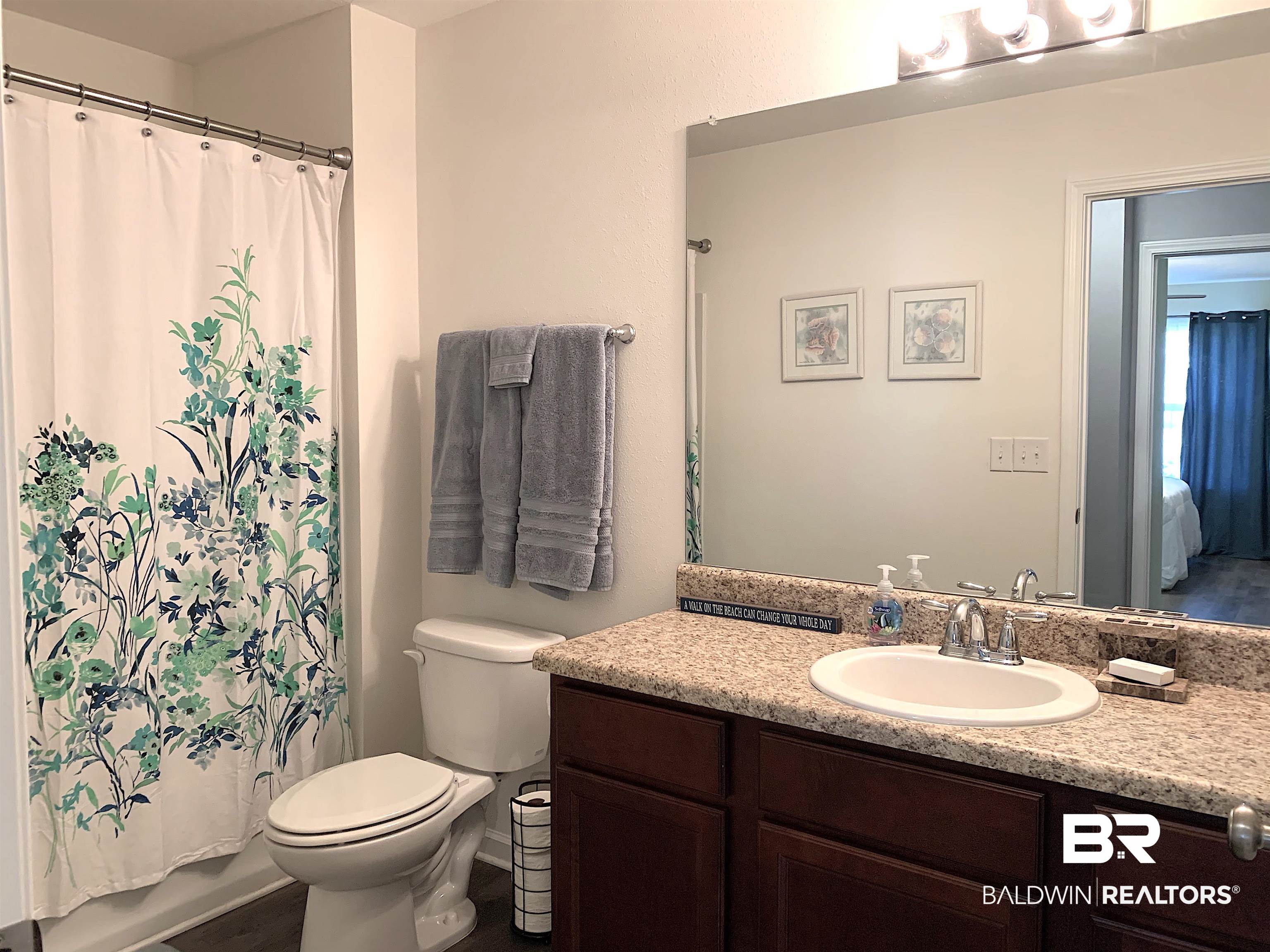 12092 Chaucer Avenue Daphne, AL 36526 - Photo 20 of 27 Hall Bath