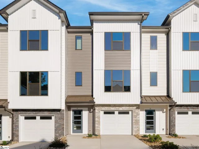 $342,375 | 9 Pikewood Lane, Greenville, SC 29607