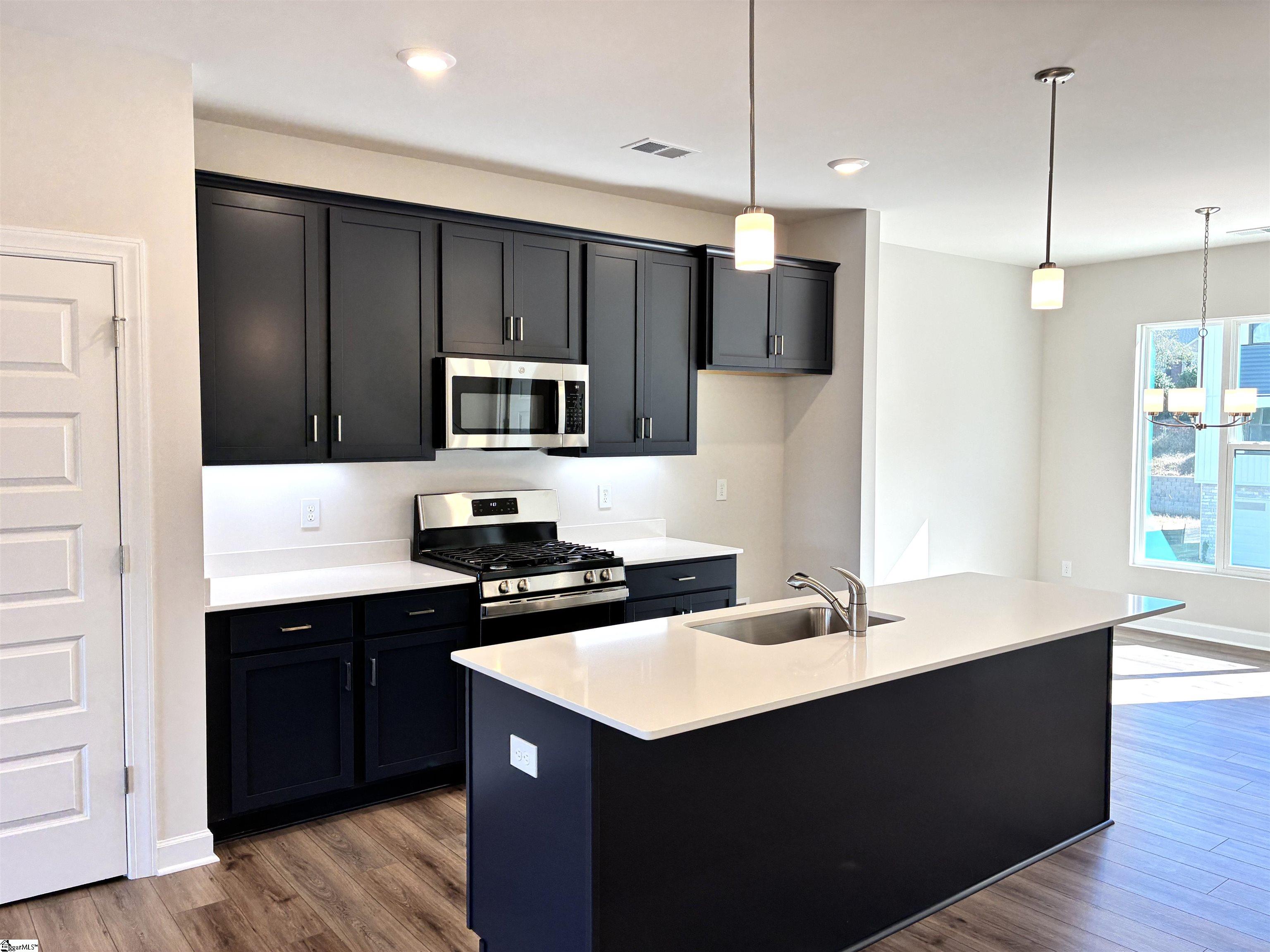 9 Pikewood Lane Greenville, SC 29607 - Photo 6 of 25