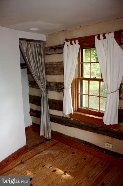 12498 Crest Hill Road Hume, VA 22639 - Photo 5 of 13 Rustic charm meets modern light.