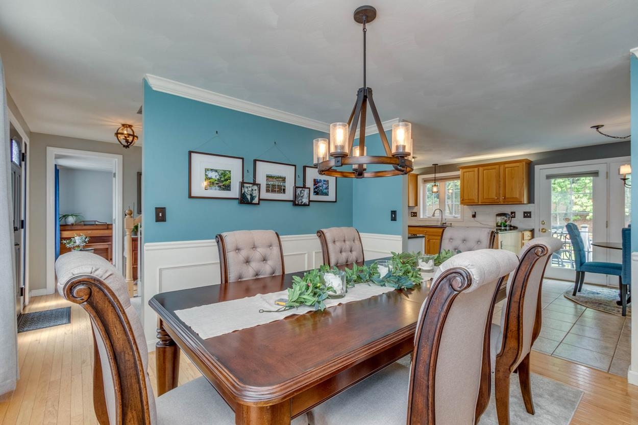 56 Kennard Road Manchester, NH 03104 - Photo 14 of 40