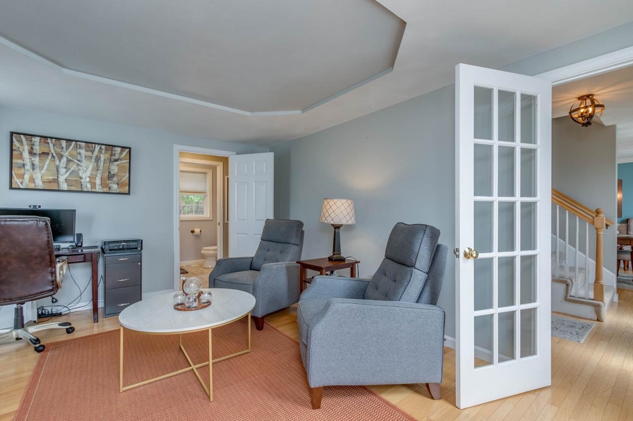 56 Kennard Road Manchester, NH 03104 - Photo 19 of 40