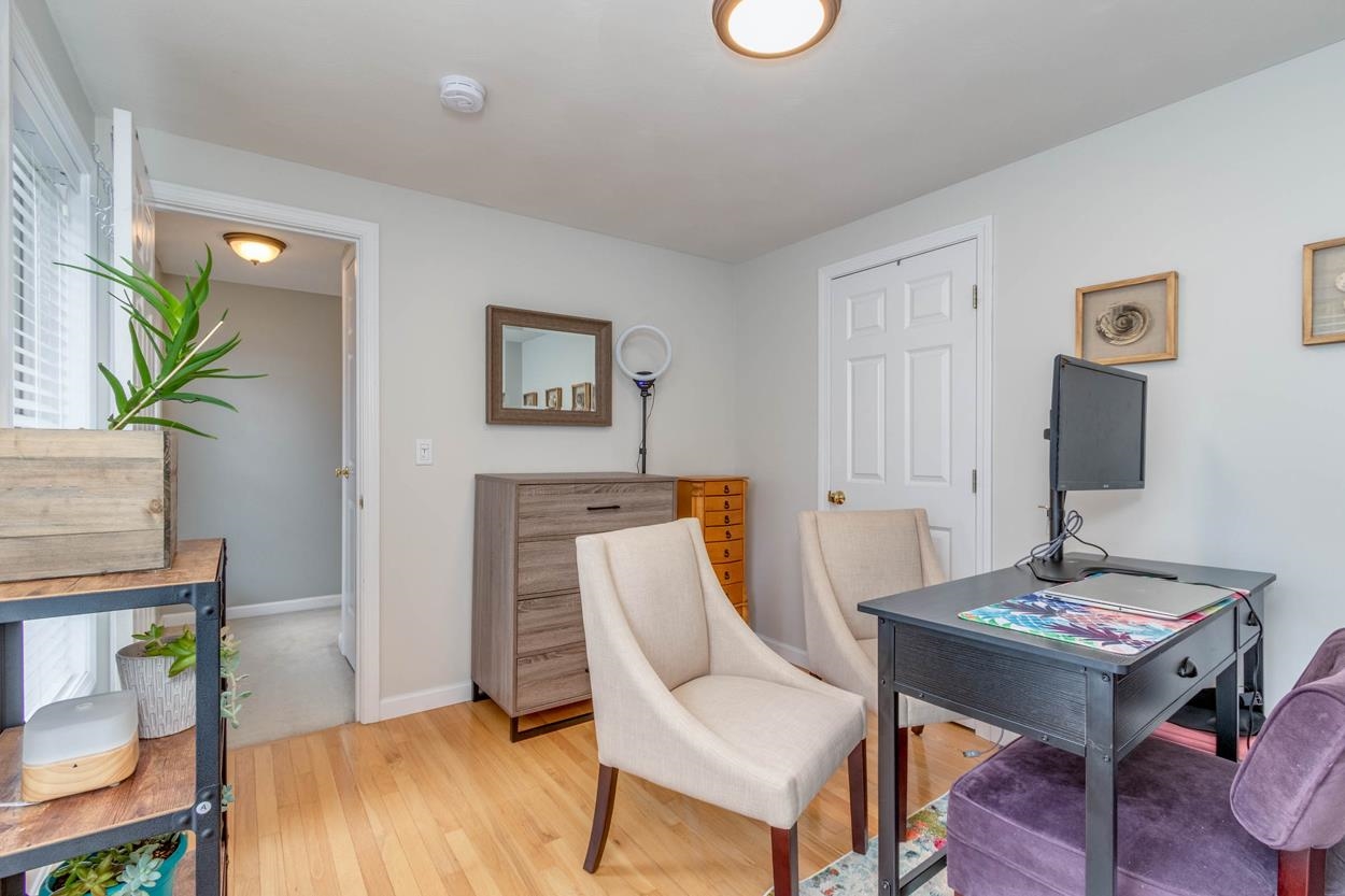 56 Kennard Road Manchester, NH 03104 - Photo 30 of 40