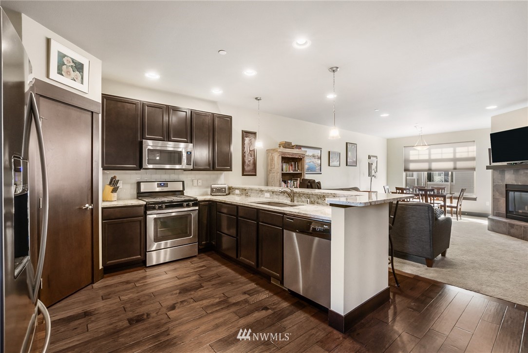 3804 Northeast 3rd Place Renton, WA 98056 - Photo 2 of 22