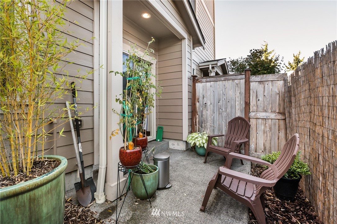 3804 Northeast 3rd Place Renton, WA 98056 - Photo 13 of 22