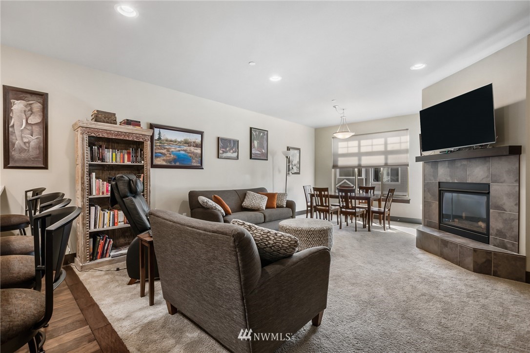 3804 Northeast 3rd Place Renton, WA 98056 - Photo 6 of 22