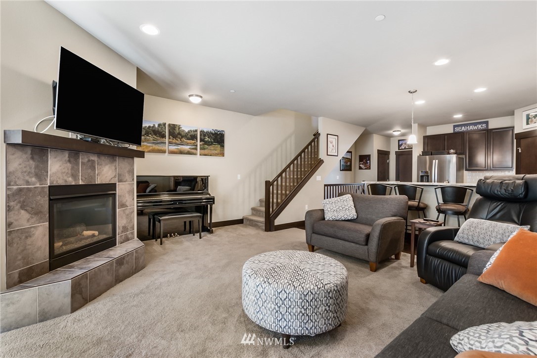 3804 Northeast 3rd Place Renton, WA 98056 - Photo 8 of 22