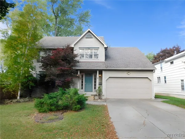 $434,950 | 15 Thomas Jefferson Lane, Amherst, NY 14226