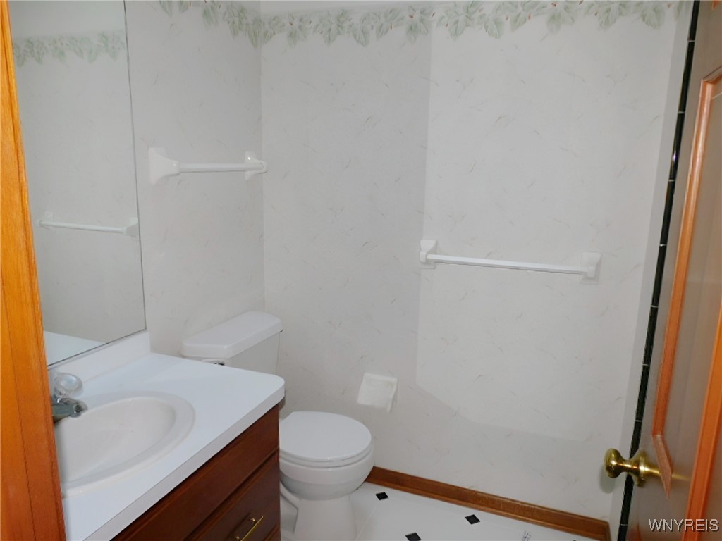 15 Thomas Jefferson Lane Amherst, NY 14226 - Photo 18 of 29