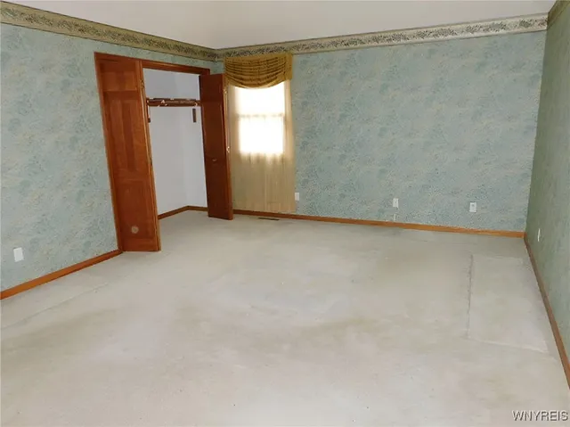 $499,950 | 15 Thomas Jefferson Lane, Amherst, NY 14226