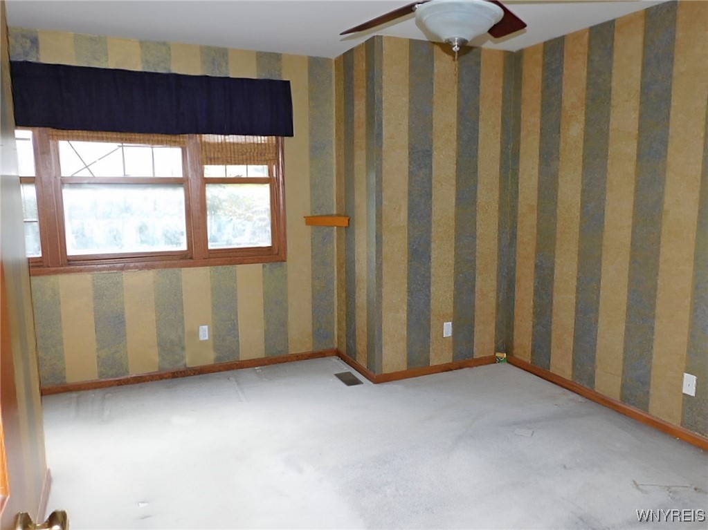 15 Thomas Jefferson Lane Amherst, NY 14226 - Photo 24 of 29