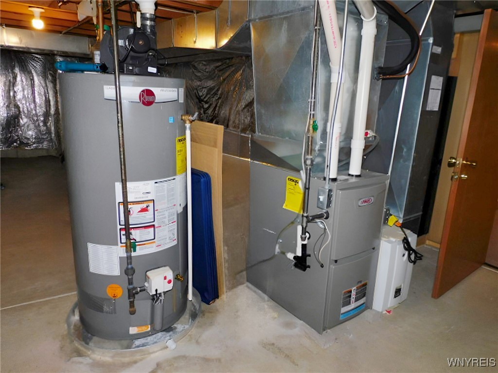 15 Thomas Jefferson Lane Amherst, NY 14226 - Photo 26 of 29