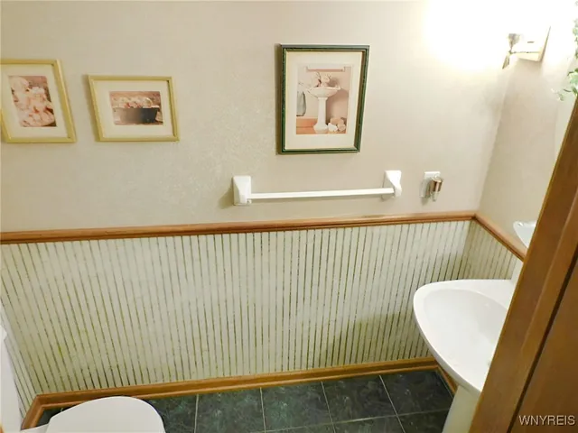 $499,950 | 15 Thomas Jefferson Lane, Amherst, NY 14226