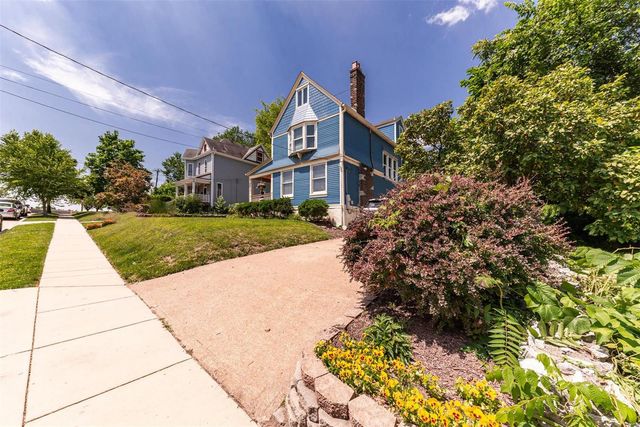 $540,000 | 2607 Oakview Terrace, St. Louis, MO 63143