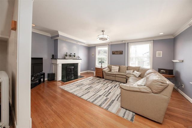 $540,000 | 2607 Oakview Terrace, St. Louis, MO 63143