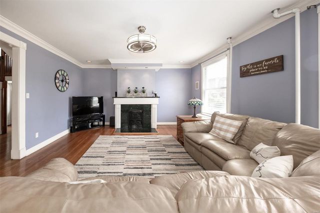 $540,000 | 2607 Oakview Terrace, St. Louis, MO 63143