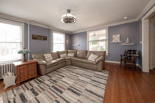 $540,000 | 2607 Oakview Terrace, St. Louis, MO 63143