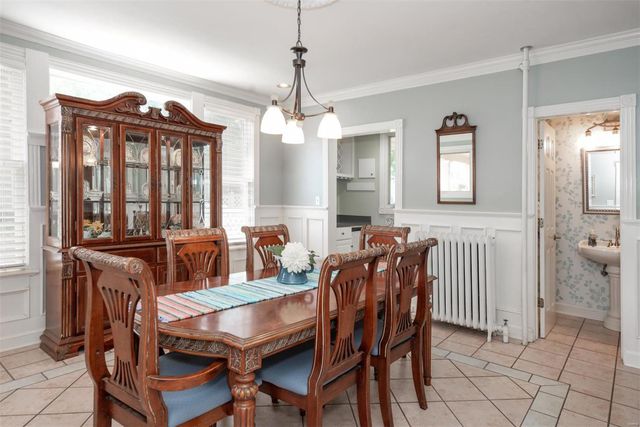 $540,000 | 2607 Oakview Terrace, St. Louis, MO 63143