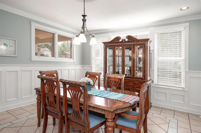 $540,000 | 2607 Oakview Terrace, St. Louis, MO 63143