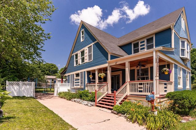 $540,000 | 2607 Oakview Terrace, St. Louis, MO 63143