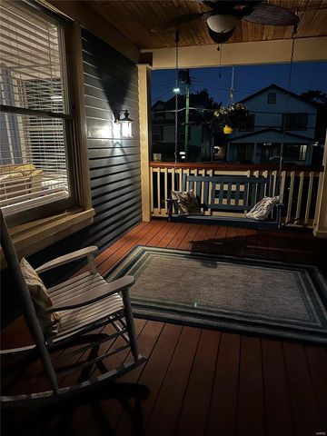 $540,000 | 2607 Oakview Terrace, St. Louis, MO 63143