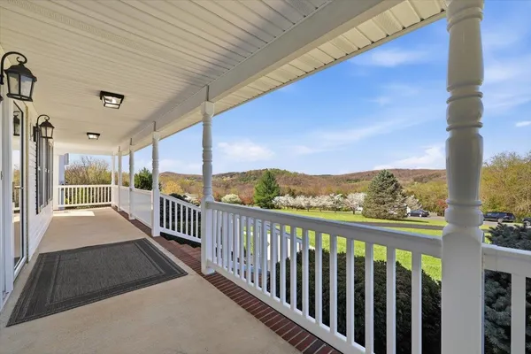 $650,000 | 94 Shackelford Lane, Verona, VA 24482