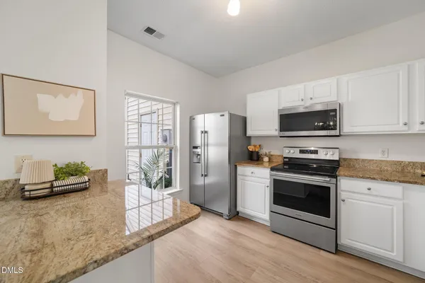 $235,000 | 3937 Elizabeth Glen Way, Jamestown, NC 27282