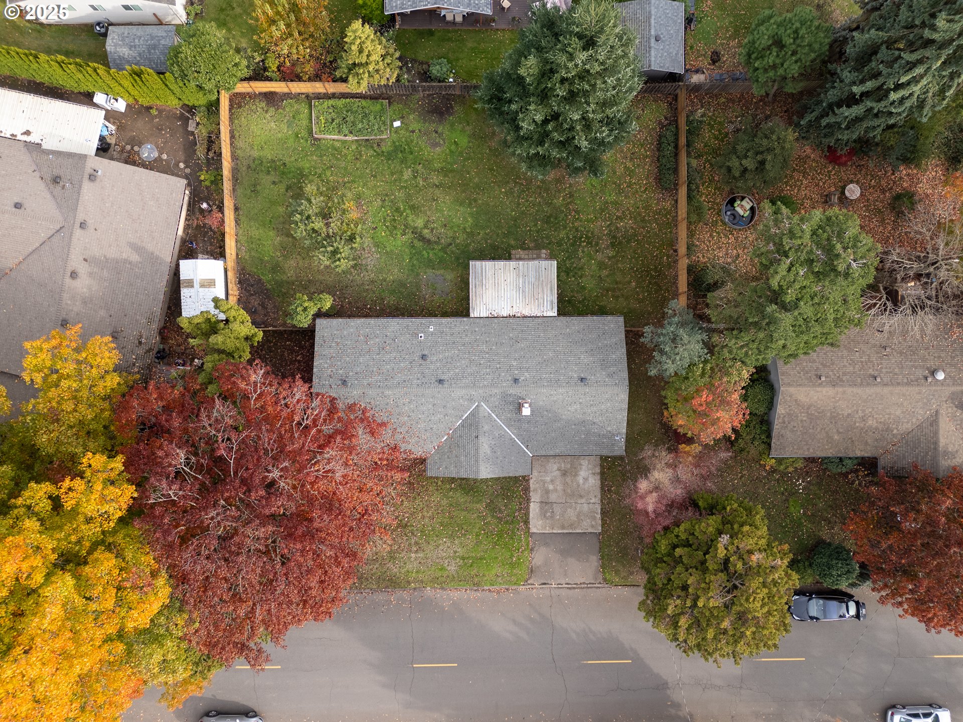 3472 Hoodview Drive Hubbard, OR 97032 - Photo 22 of 23 an aerial view of a house with a yard and a fountain