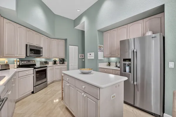 $599,000 | 5184 Northwest 25th Way, Boca Raton, FL 33496