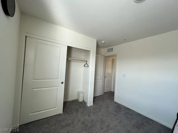 $2,500 | 380 Larksong Avenue, Henderson, NV 89011