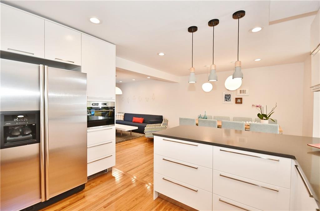 2840 Fernwald Road Pittsburgh, PA 15217 - Photo 4 of 25 Gallery Image 4