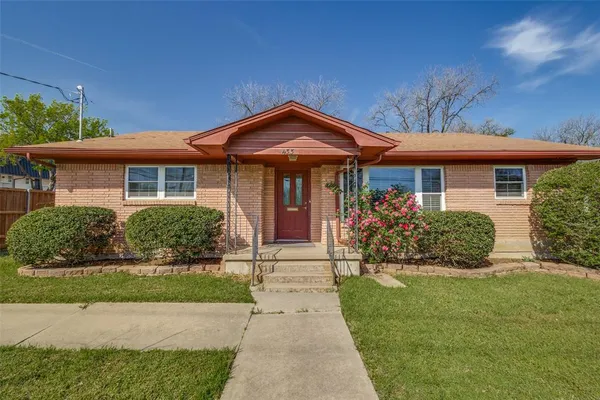 $342,500 | 433 Fulton Street, Denton, TX 76201