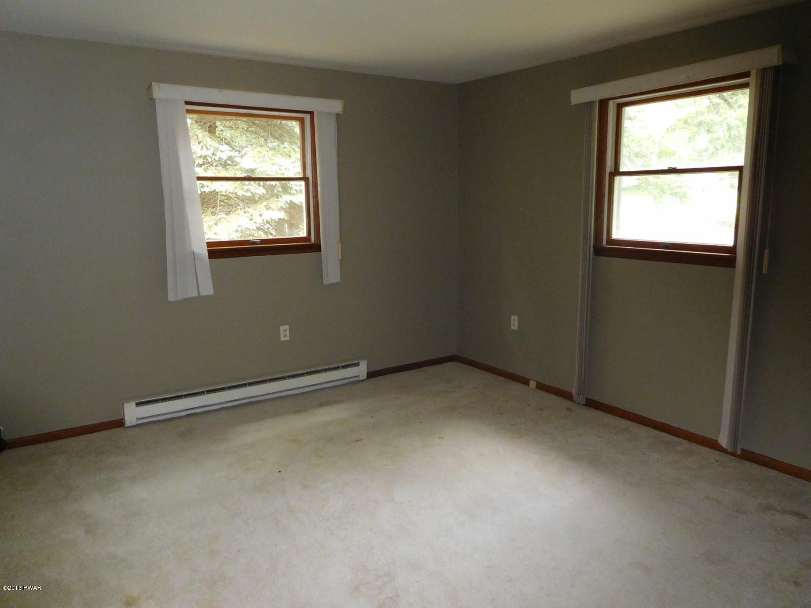 1425 Pine Ridge Bushkill, PA 18324 - Photo 22 of 25