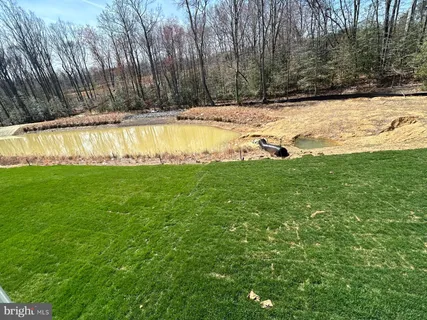 a view of a outdoor space