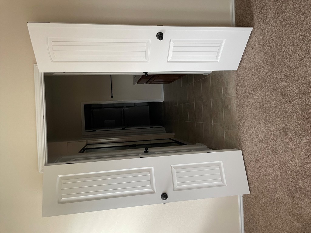 3473 Pauling Loop Round Rock, TX 78665 - Photo 16 of 26 an empty room with windows