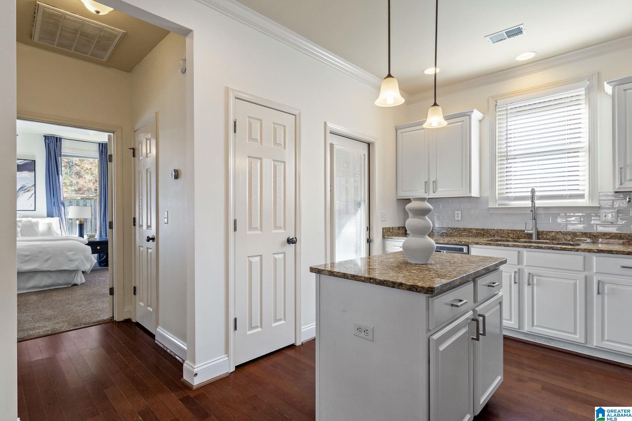 5712 Park Side Road Birmingham, AL 35244 - Photo 15 of 42
