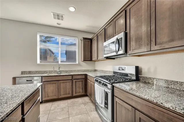 $460,000 | 5336 Mountain Garland Lane, North Las Vegas, NV 89081