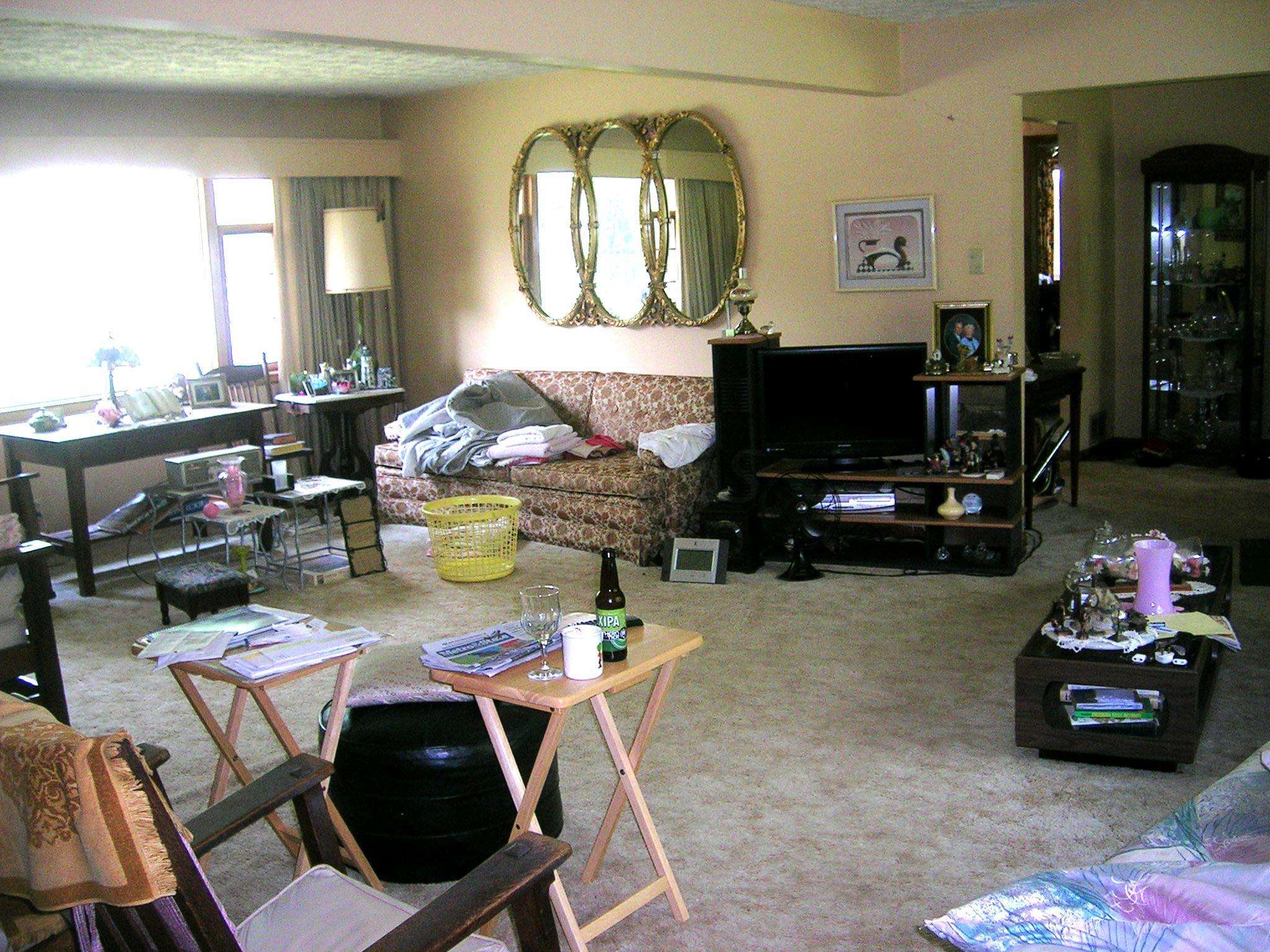 5735 Sinclair Road Columbus, OH 43229 - Photo 6 of 18 Gallery Image 6