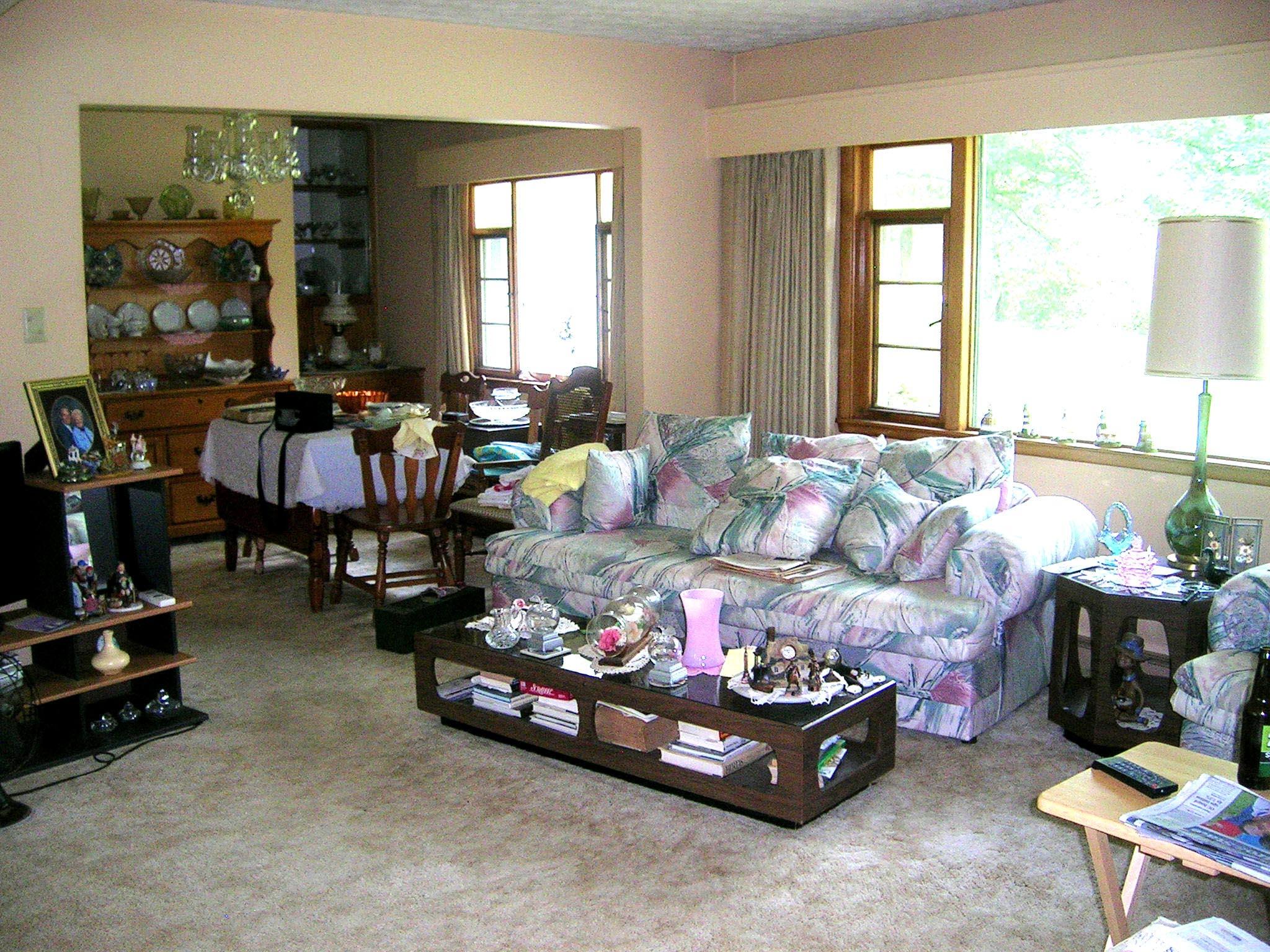 5735 Sinclair Road Columbus, OH 43229 - Photo 10 of 18 Gallery Image 10