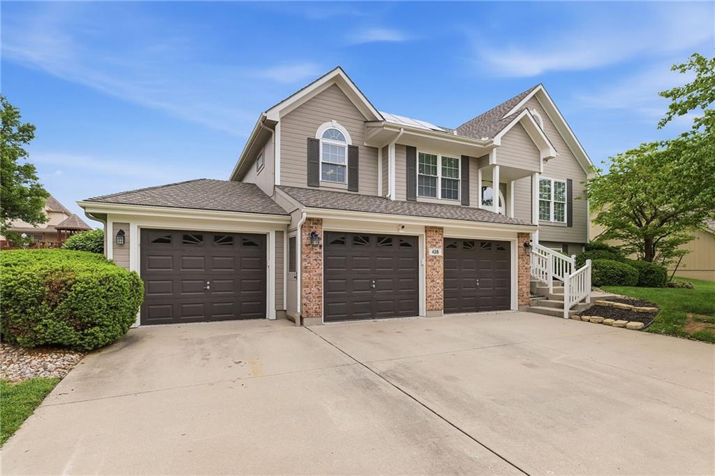 428 Southwest Seagull Street Lee's Summit, MO 64082 - Photo 2 of 55