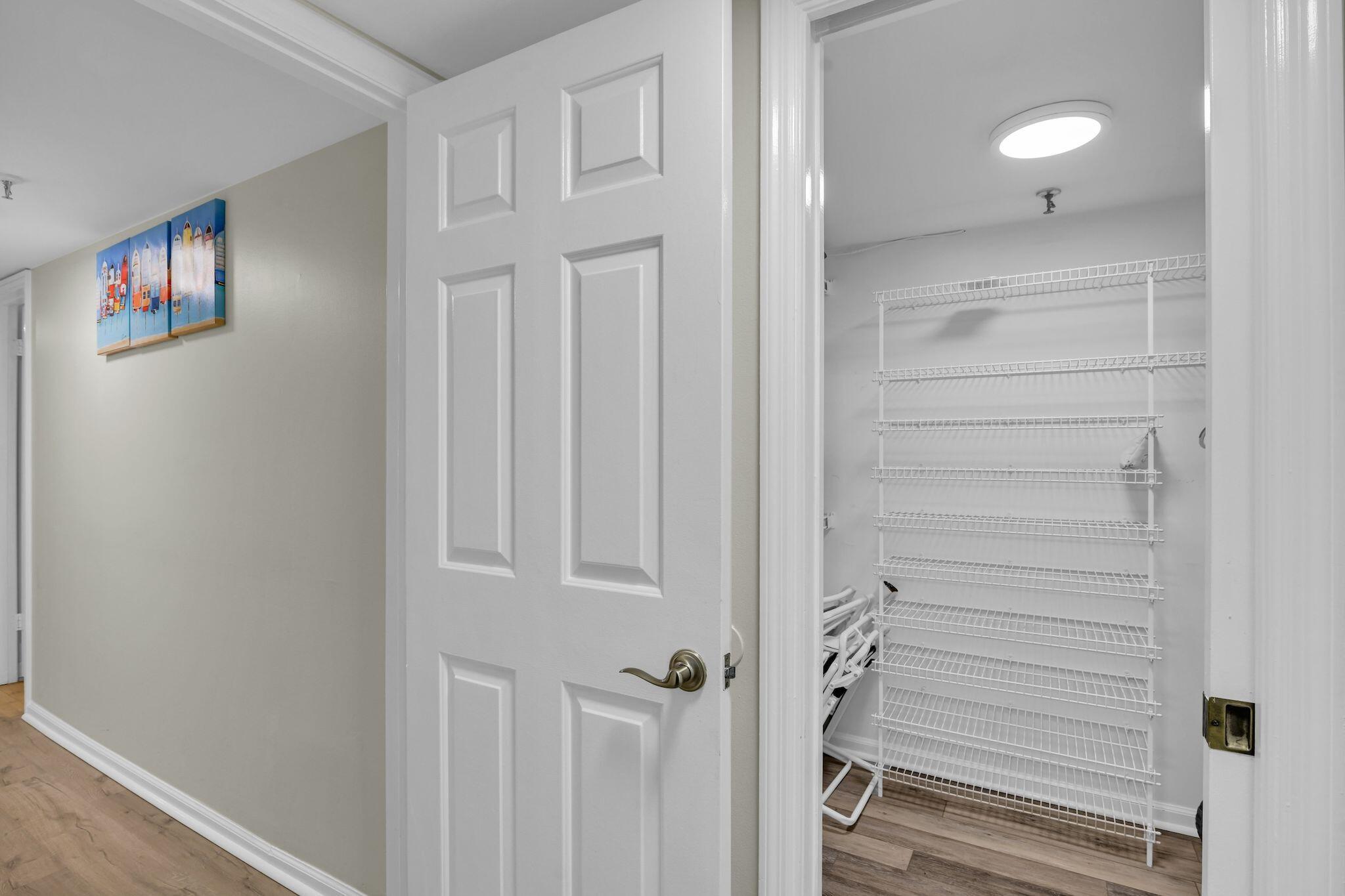 899 Jeffery Street, Unit 109 Boca Raton, FL 33487 - Photo 25 of 93 109 walk in closet