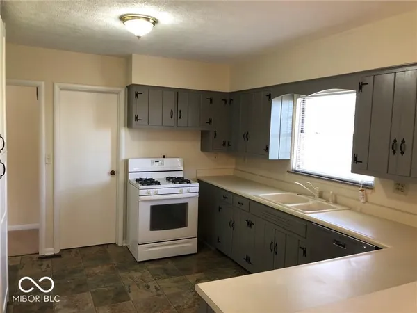 $1,775 | 105 Winding Way, Lebanon, IN 46052