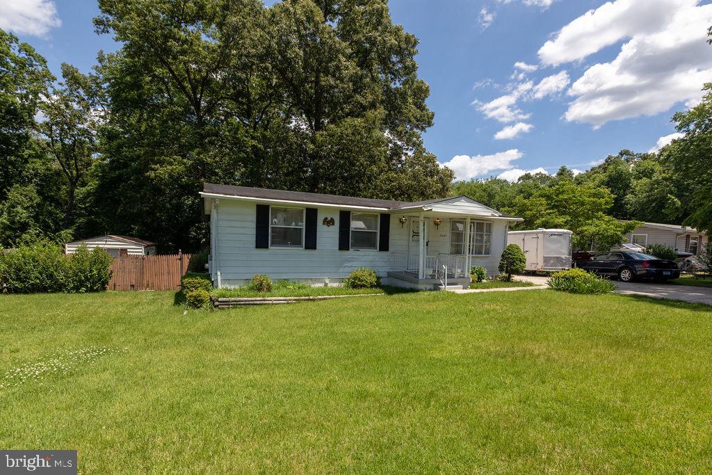 7847 East Shore Road Pasadena, MD 21122 - Photo 2 of 30 Gallery Image 2