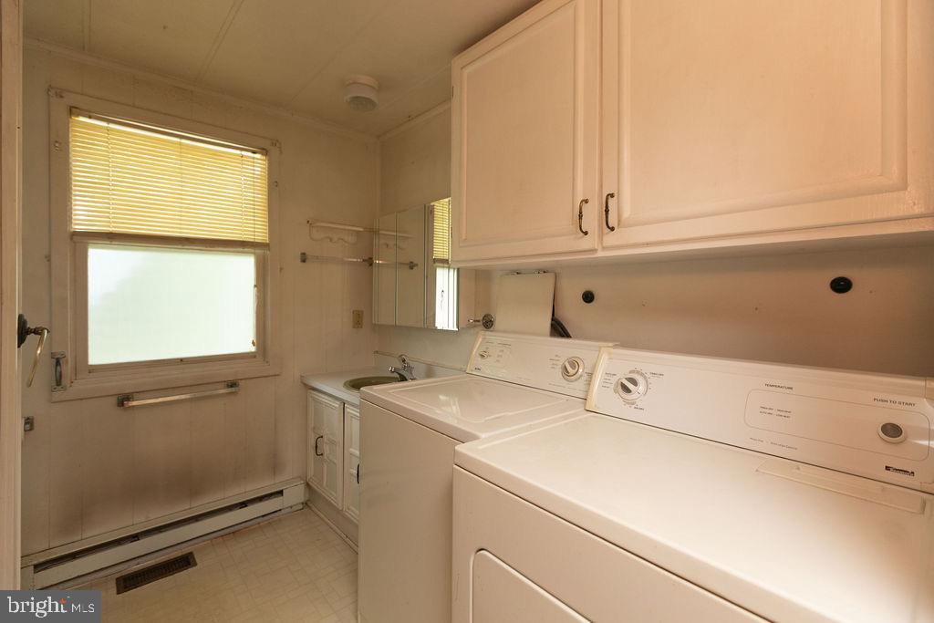 7847 East Shore Road Pasadena, MD 21122 - Photo 12 of 30 Gallery Image 12